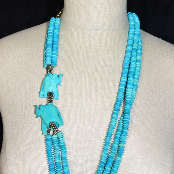 Jewelry - Vintage Blue Dyed Bone Necklace